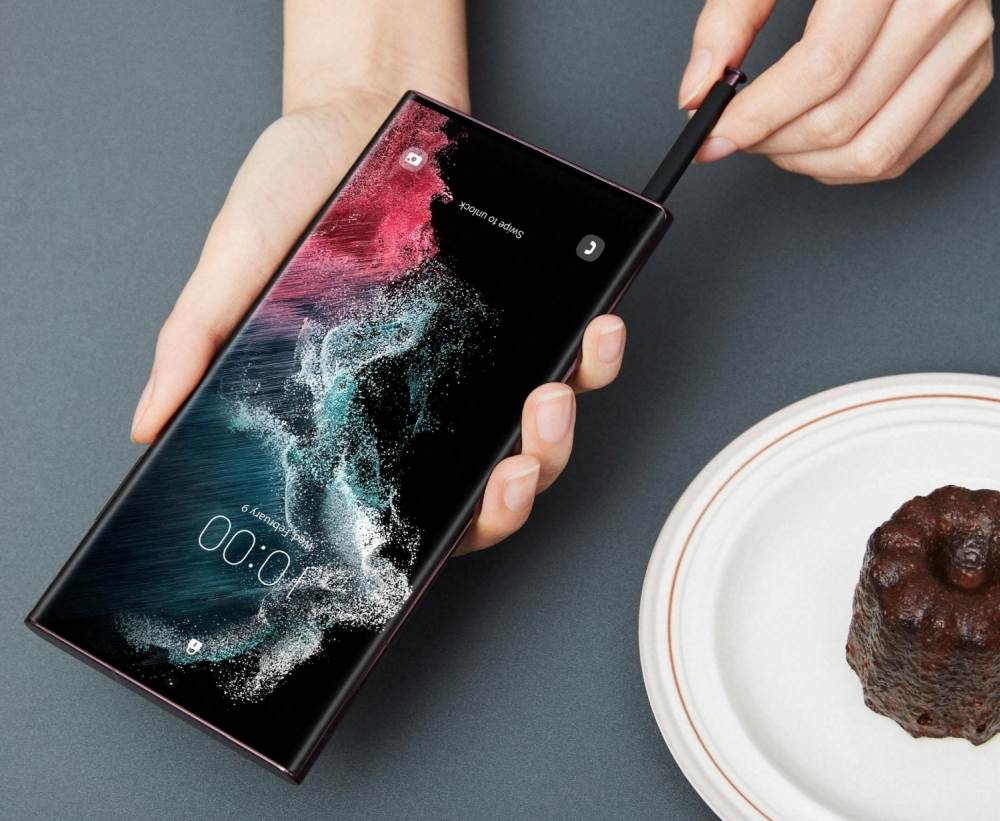 Samsung Galaxy S22 Ultra (3).jpg