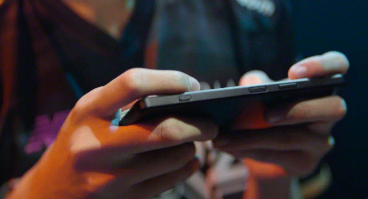 Sony Xperia 1 IV (8).jpg