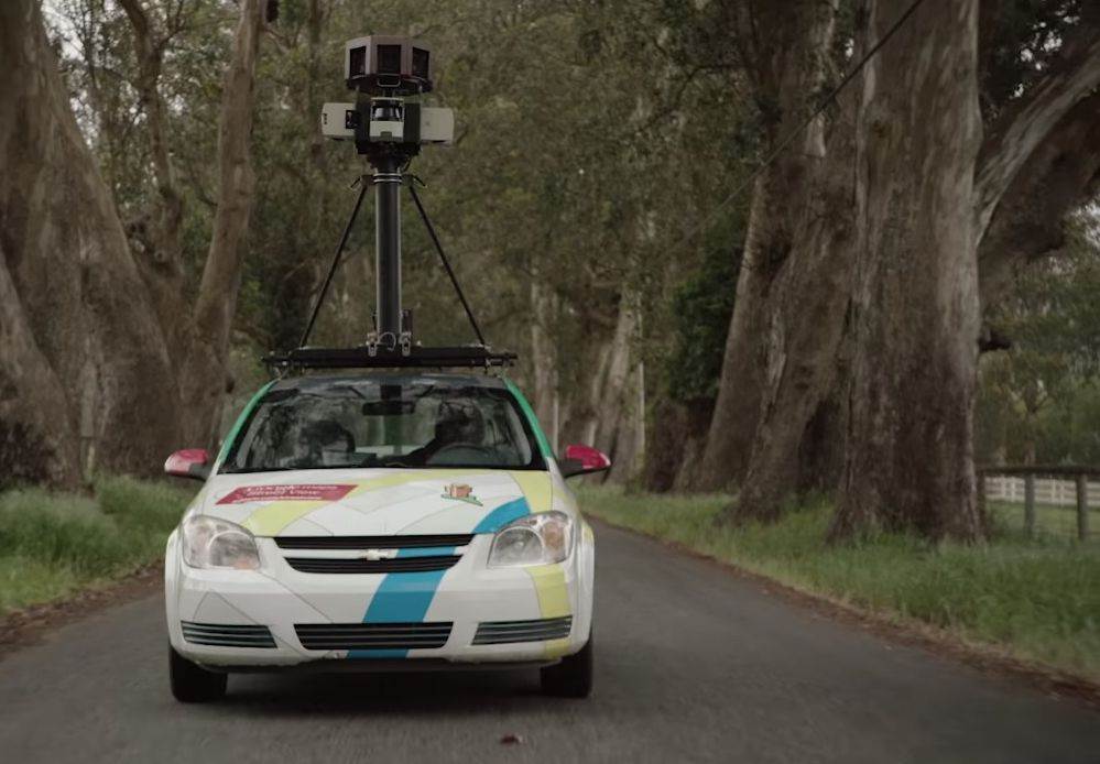 Google StreetView automobil kamera.jpg