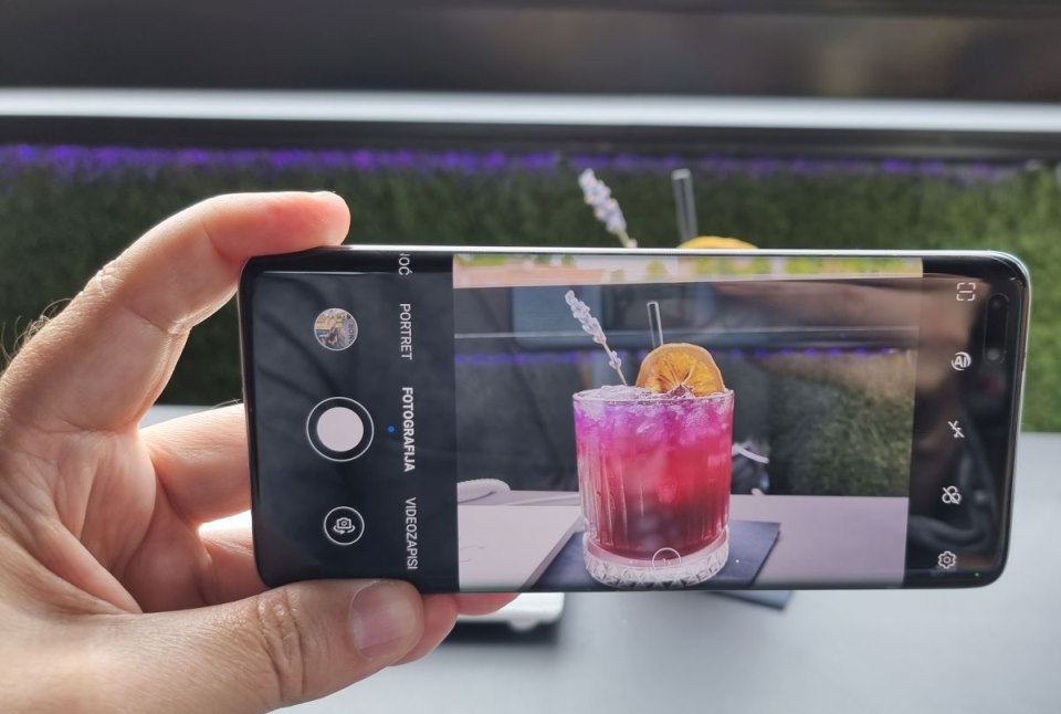 Honor Magic4 Pro (6).jpg