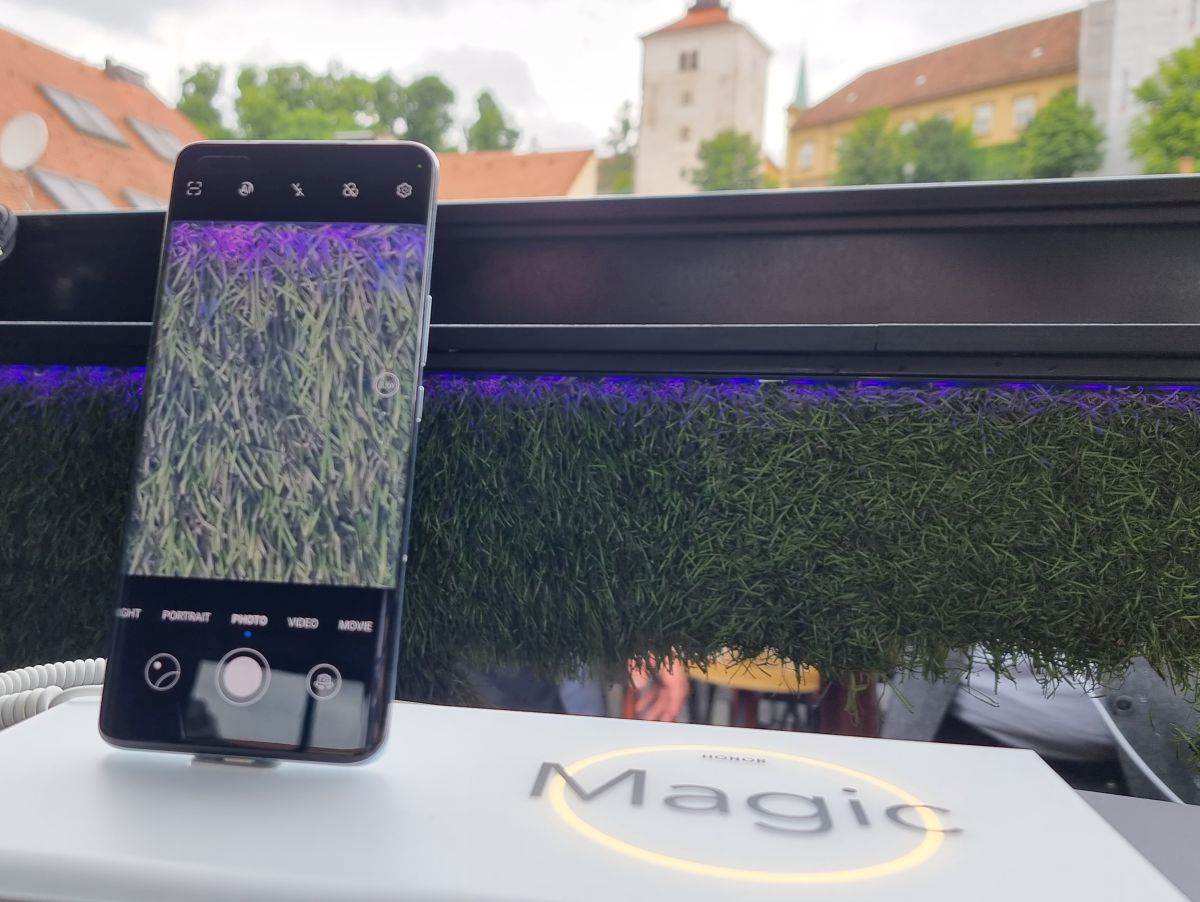 Honor Magic4 Pro (5).jpg
