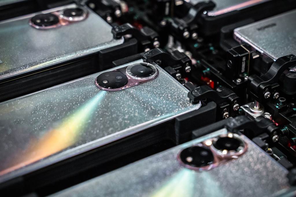 Honor Magic4 Pro Intelligent Manufacturing Industrial Park.jpg