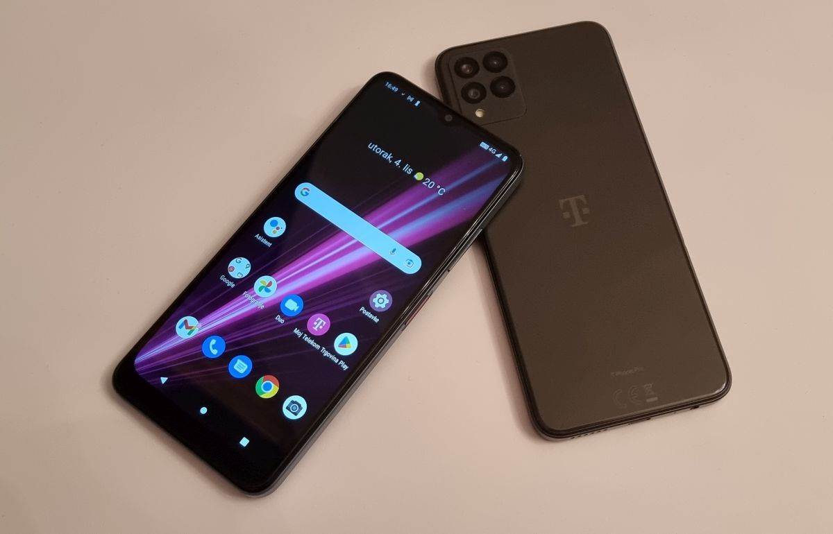 T Phone i T Phone Pro (1).jpg