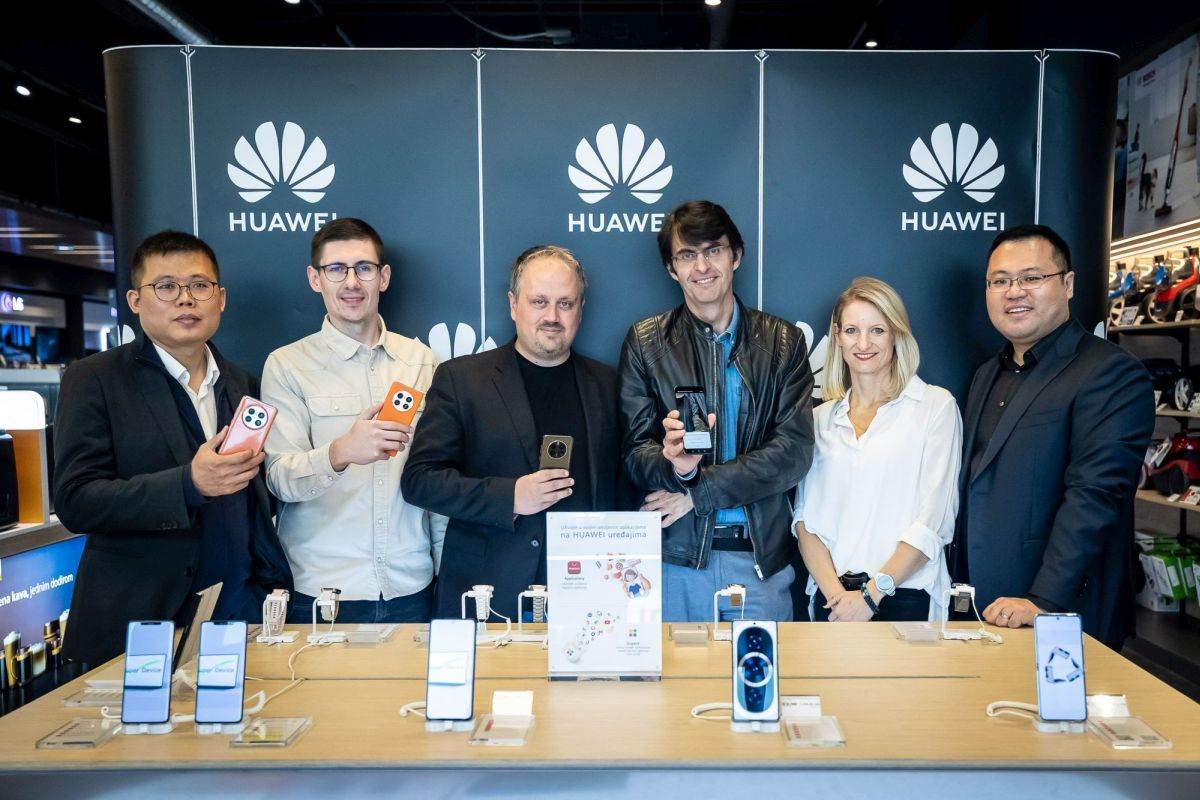 Huawei Mate 50 Pro (4).jpg