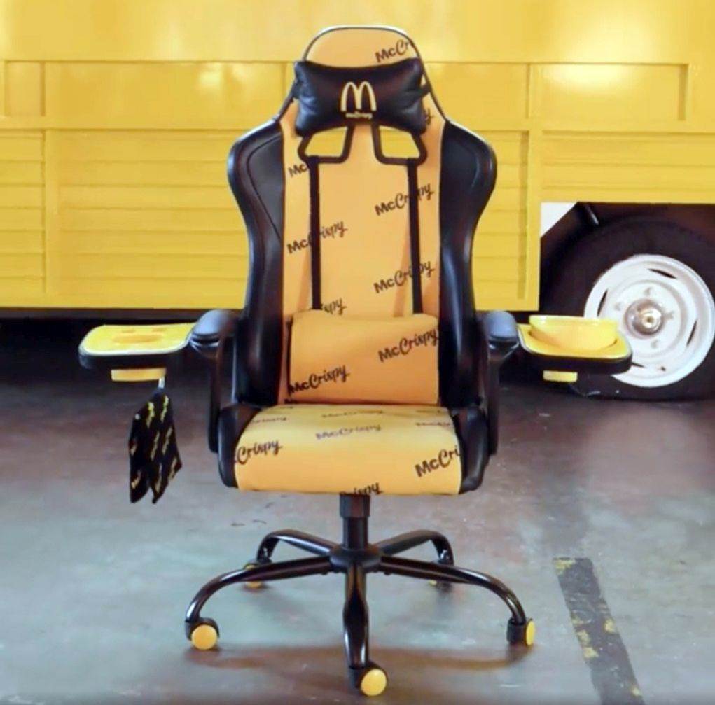 McCrispy Ultimate Gaming Chair (3).jpg