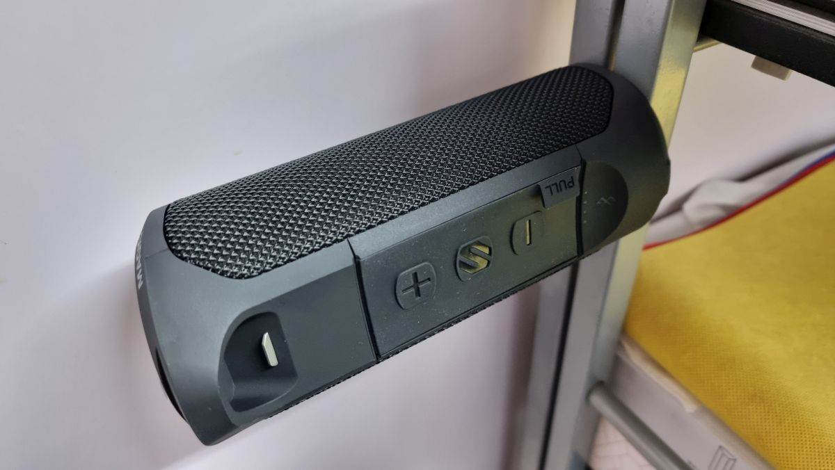 Scosche BoomBottle MS (16).jpg