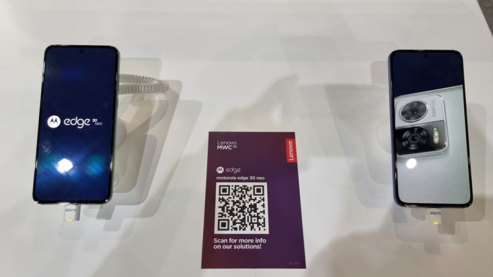 Motorola edge 30 neo.jpg