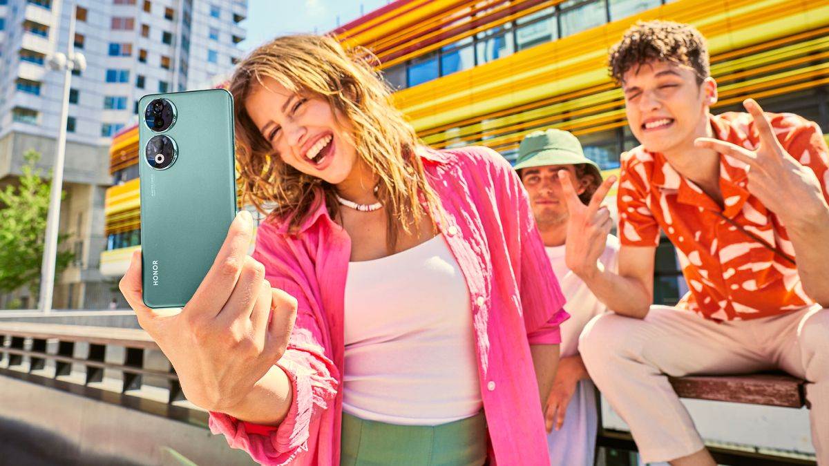 HONOR 90 2OOMP.jpg