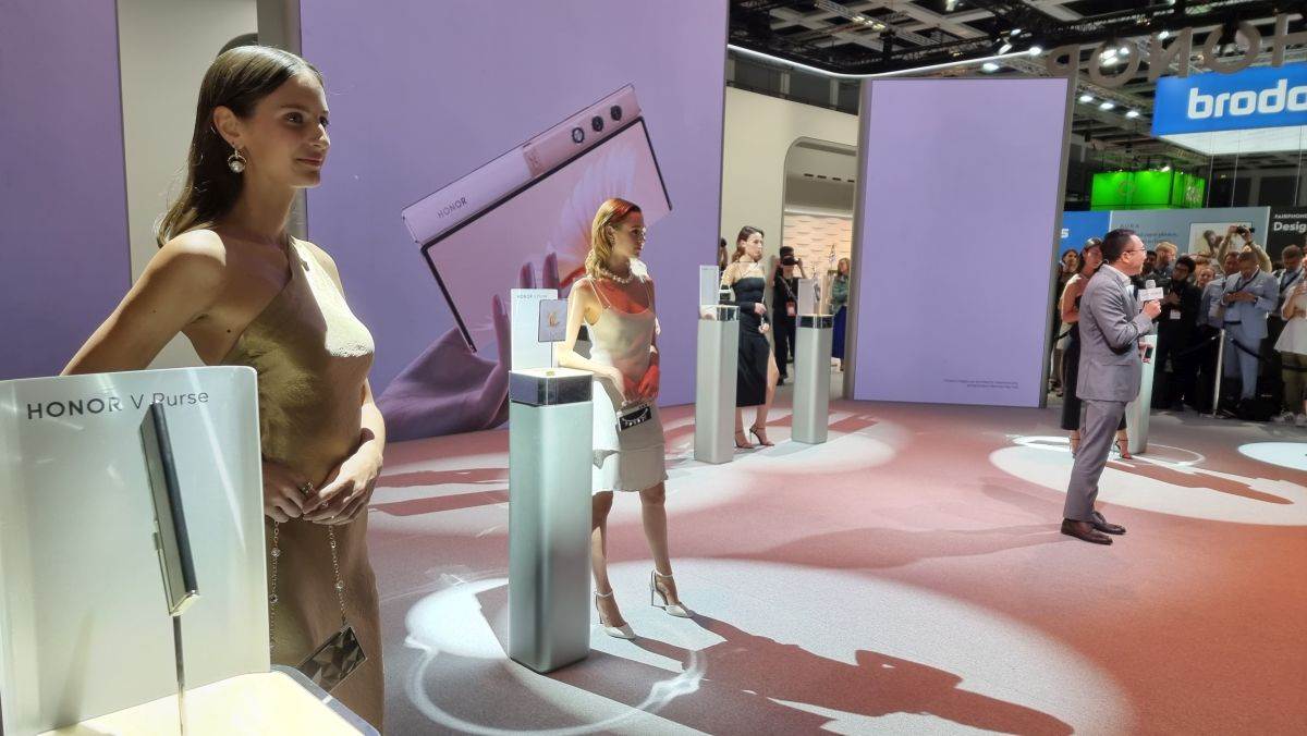 Honor V Purse (11).jpg