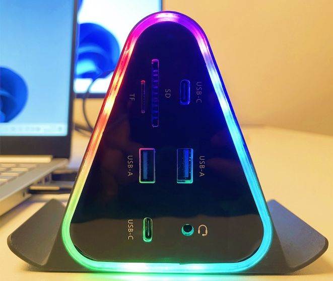 hub docking station 12-u-1 (1).jpg