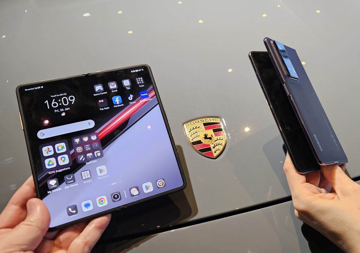 Asphalt 9: Legends je po prvi put bolje prilagođen sklopivim telefonima