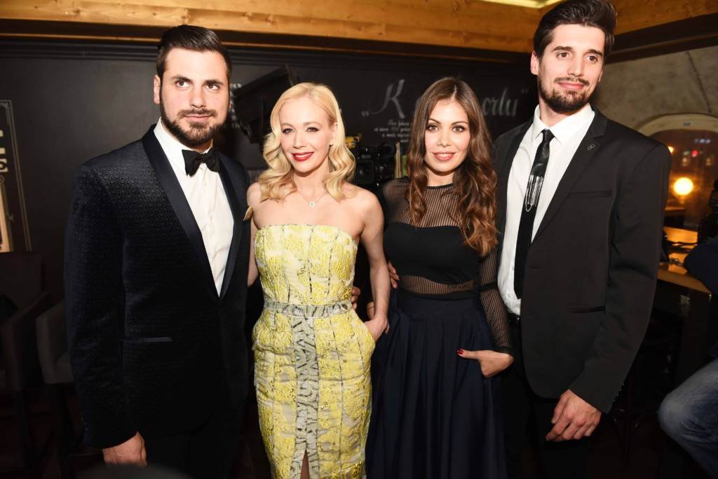 Bila je to večer 2Cellosa, ali svi su gledali Jelenu i Tamaru