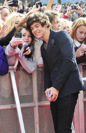Mladenačka moda Harryja Stylesa (One Direction)