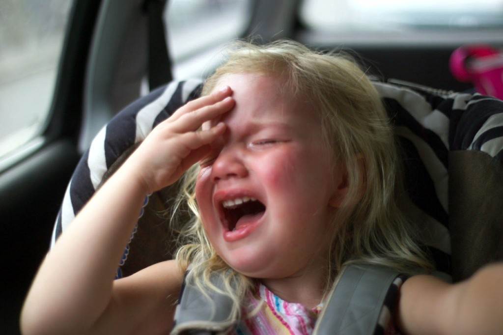 dijete-udara-glavom-ima-li-razloga-za-ozbiljnu-zabrinutost