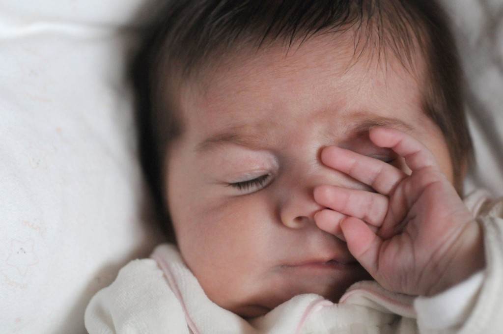 11-stvari-koje-mogu-ometati-miran-san-nasih-malenih