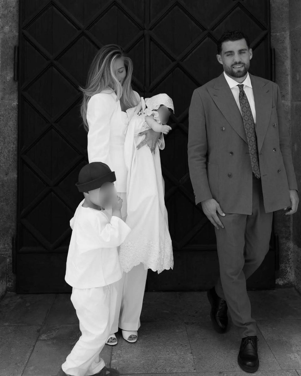 Izabel i Mateo Kovačić pokazali fotografije krštenja kćeri Lune