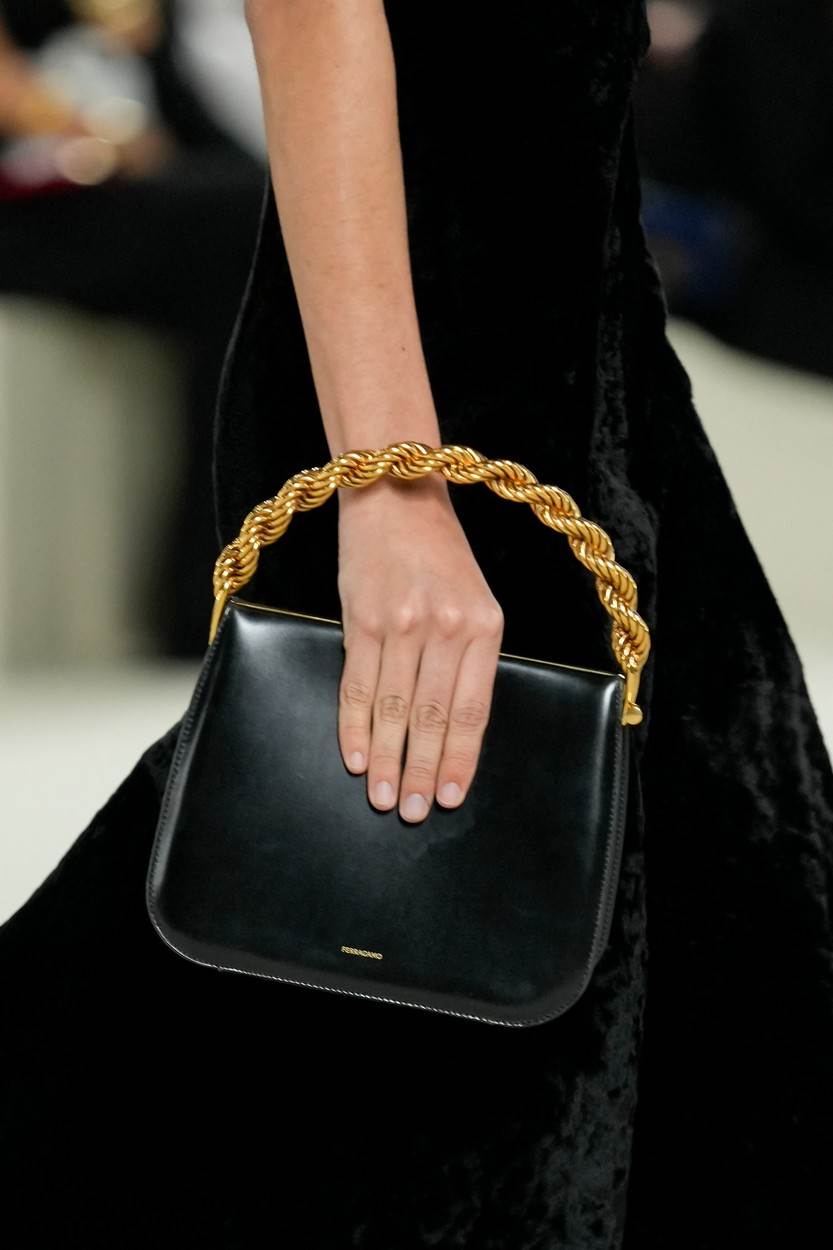 30 top modela torbica jesen 2023 tjedan mode Milano