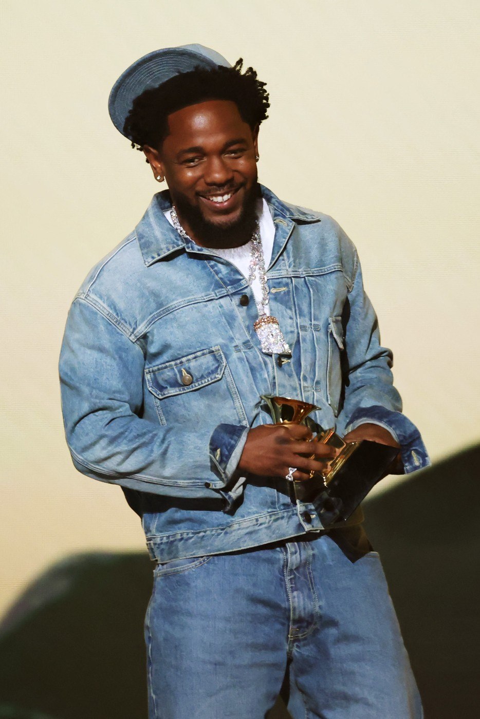 Kendrick Lamar na Grammyjima je nosio Canadian Tuxedo