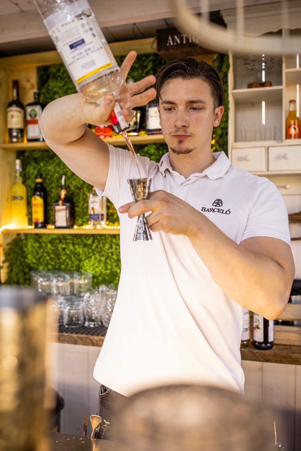 Najfotogeničniji ljetni šank u Zagrebu Botanist i Pablos bar 