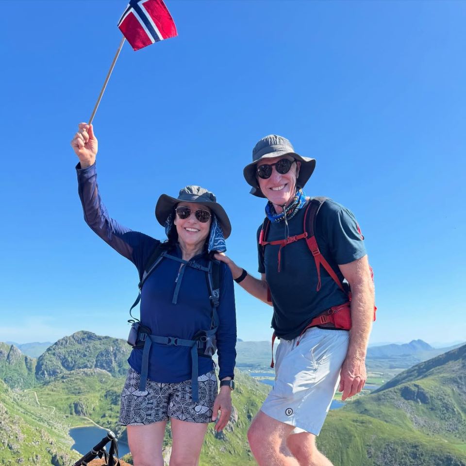 Julia Louis-Dreyfus sa suprugom