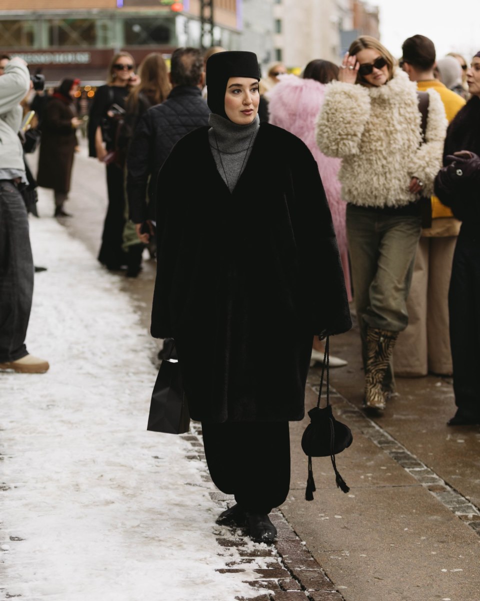 AW26-Copenhagen-Fashion-Week-Street-Style-Runway-Noor-u-nisa-Khan-16.jpg