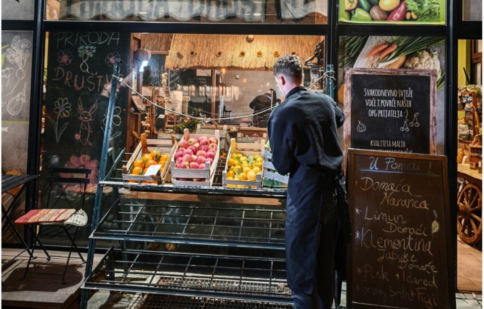 Snimljeno Xiaomi 17 Ultra pametnim telefonom