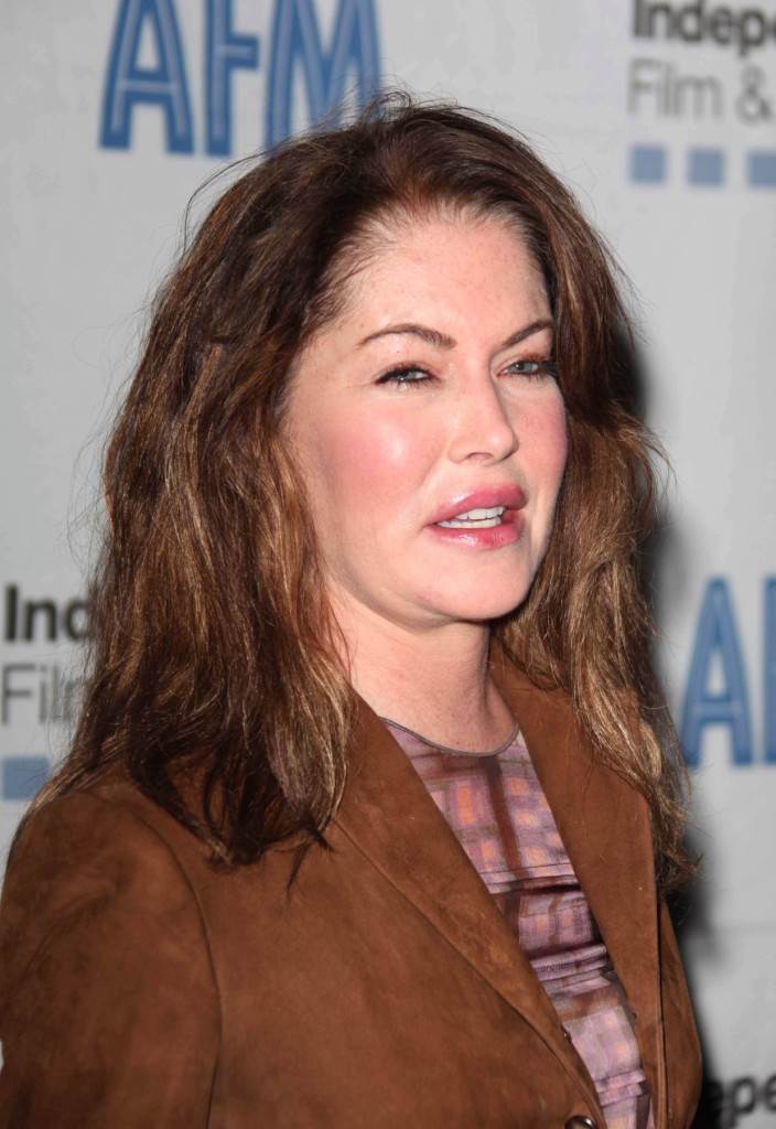 Lara Flynn Boyle.jpeg