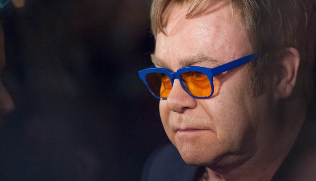 Elton John: 'Bio sam nasilno čudovište'