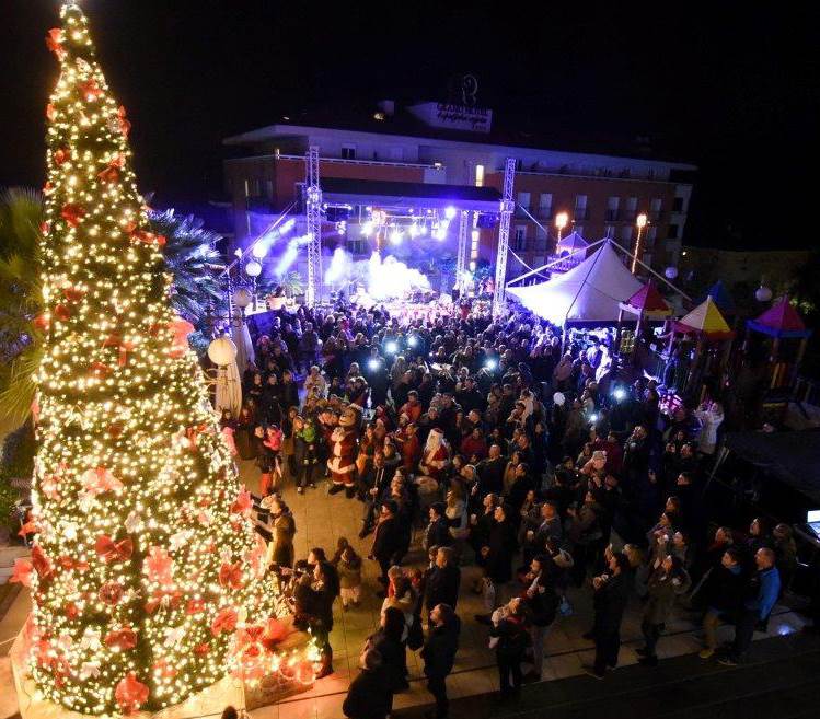 Tradicionalnom ceremonijom paljenja lampica započeo advent u Milenij hotelima u Opatiji