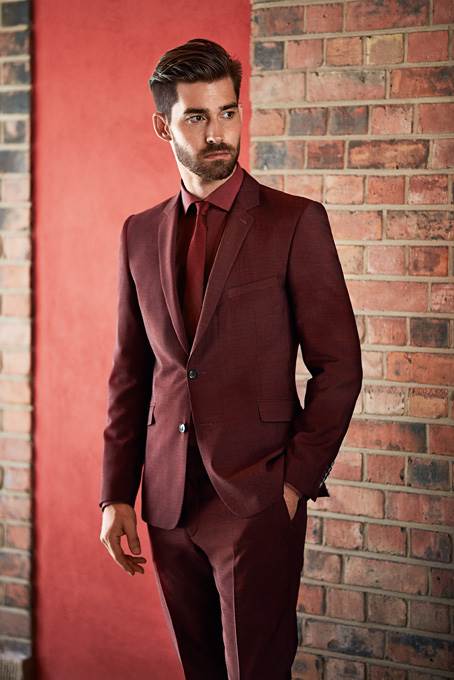 Heraldi for men u službi elegancije i na maturalnoj večeri    