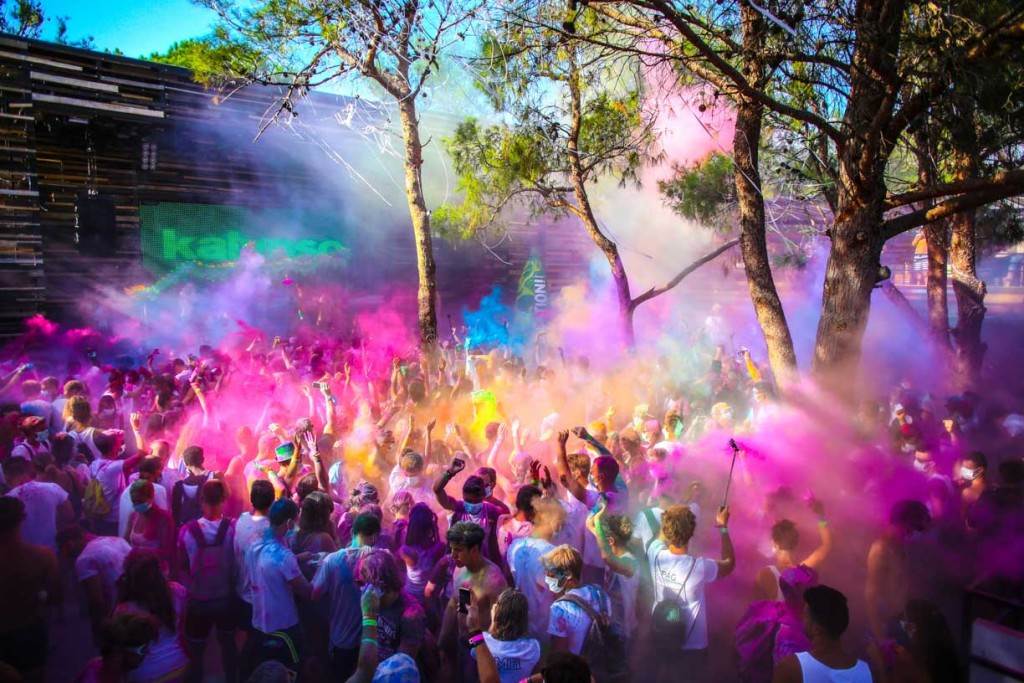 Zrće u bojama Sensationa