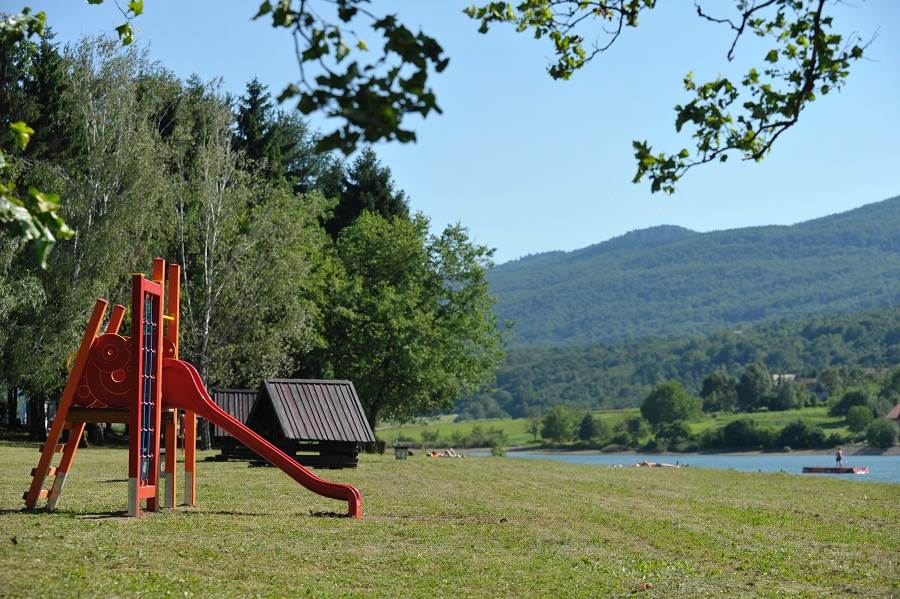 Vipnet opremio i uredio kupališta u 7 gradova Karlovačke i Sisačko-moslavačke županije