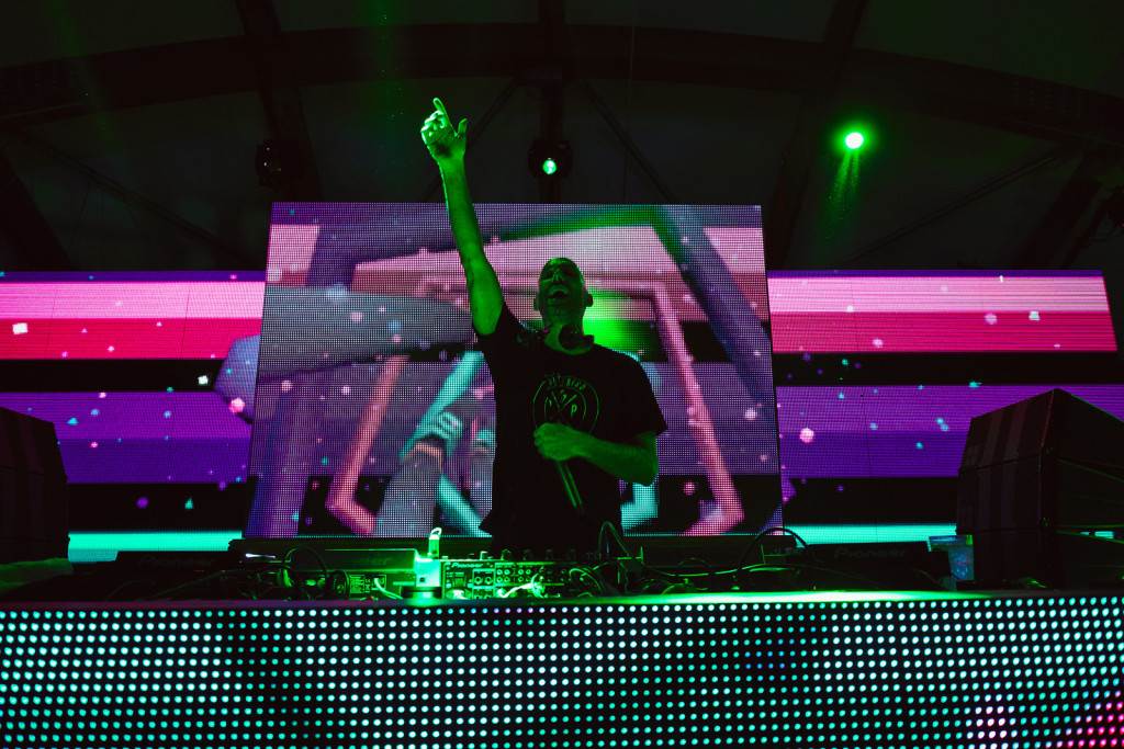 TJR - DJ koji je poslao u svijet atraktivnu razglednicu iz Hrvatske