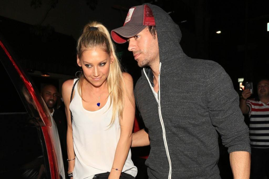 Enrique Iglesias i Anna Kournikova snimljeni u romantičnom izlasku