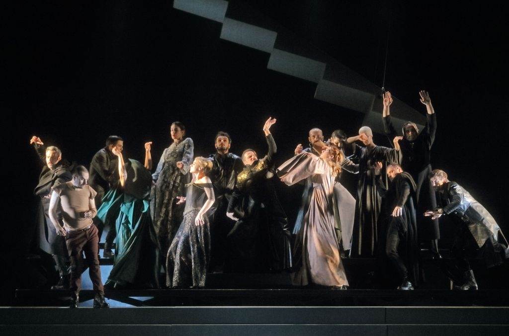 Zimi je najljepše zavući se u... TEATAR